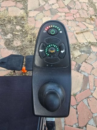 Silla eléctrica Invocare Mistral baterias nuevas