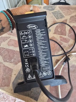 Silla eléctrica Invocare Mistral baterias nuevas