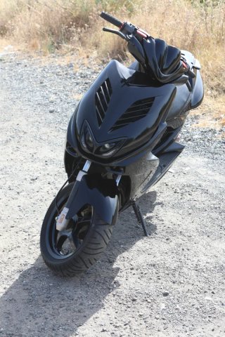 Yamaha Aerox Scooter Negro