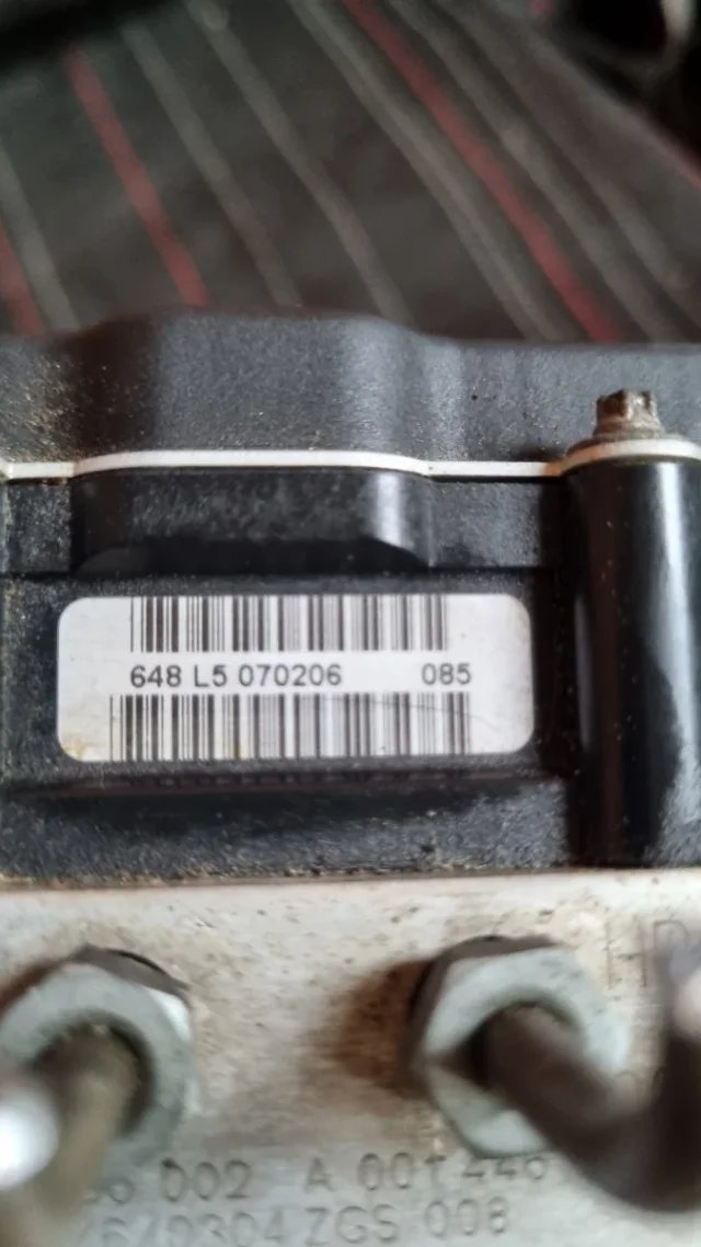 Módulo ABS Mercedes Vito W639