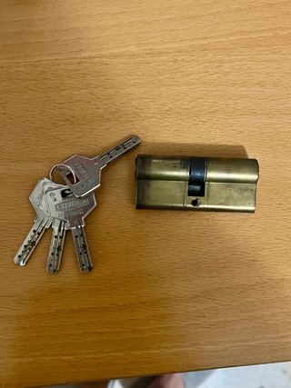 Bombín Latón Ezcurra 35/35 + 4 Llaves