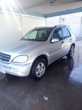 Mercedes-Benz Clase M 2003