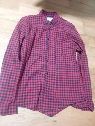 Camiseta cuadros roja y negra
