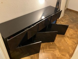 Aparador IKEA negro brillo 180 cm
