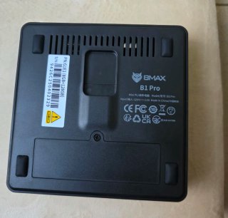 Mini PC BMAX Negro