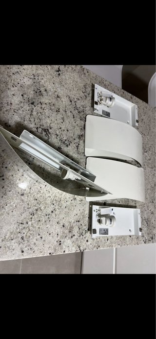 Lámparas de pared blancas 20€ la unidad