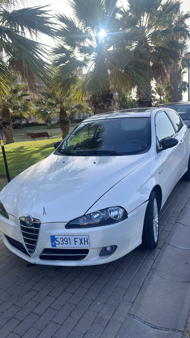 Alfa Romeo 147 2007 - foto 1