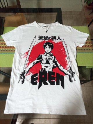 Sudadera Attack on Titan + camiseta Eren