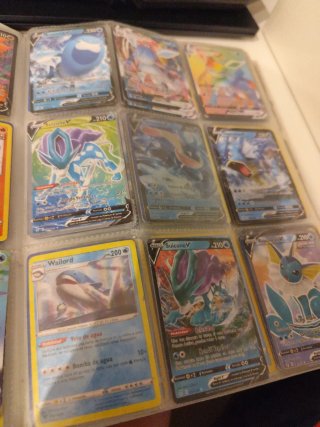 Álbum Pokémon Gigante