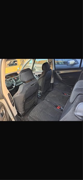 Citroen Grand C4 Picasso 2010