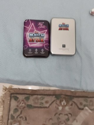 Caja metálica Match Attack Topps