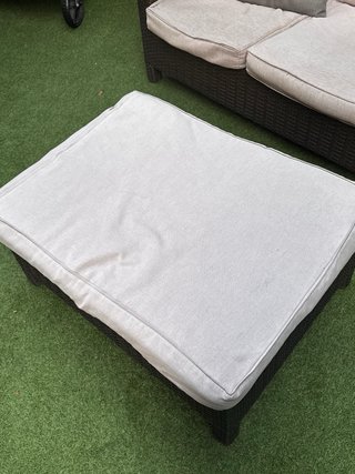 Conjunto Muebles Exterior Ratán Negro y Beige