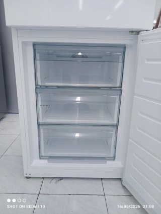 Nevera marca AEG NO FROST