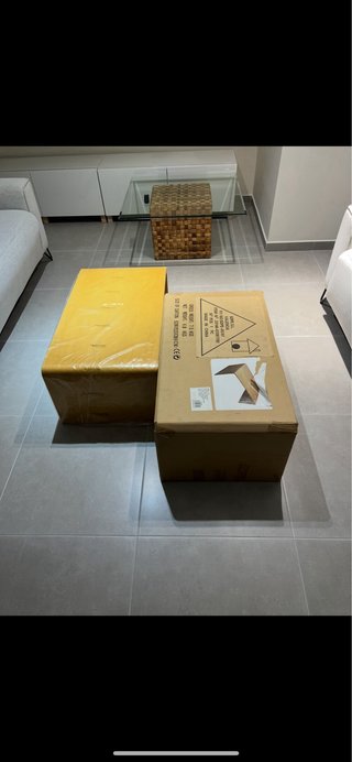 Mesa de centro de madera  75€ la unidad