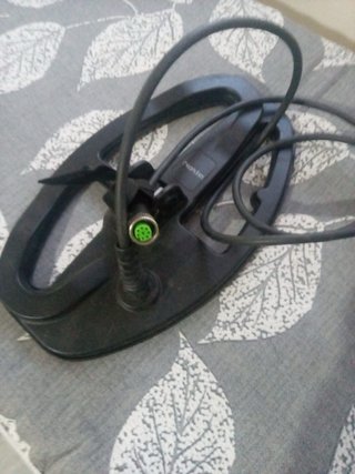 Plato detector de metales