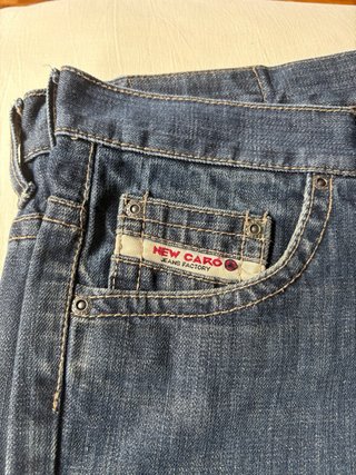 Pantalón vaquero azul chico New Caro, talla 42