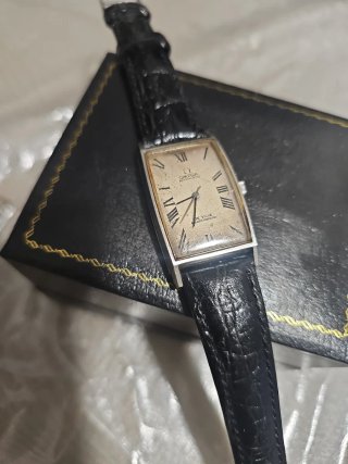 Omega De Ville Golden Mercury Tank Vintage