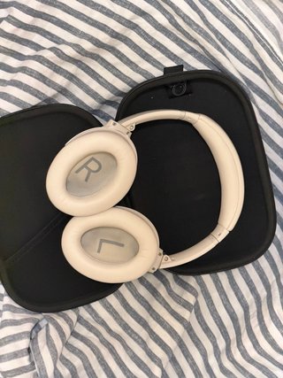 Bose QuietComfort 45 (QC45)