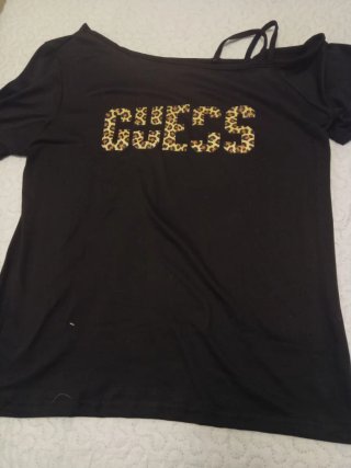 Camiseta logo Guess Negra Estampado Animal