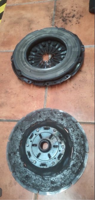 RECARGA de aire acondicionado de tu coche a domido
