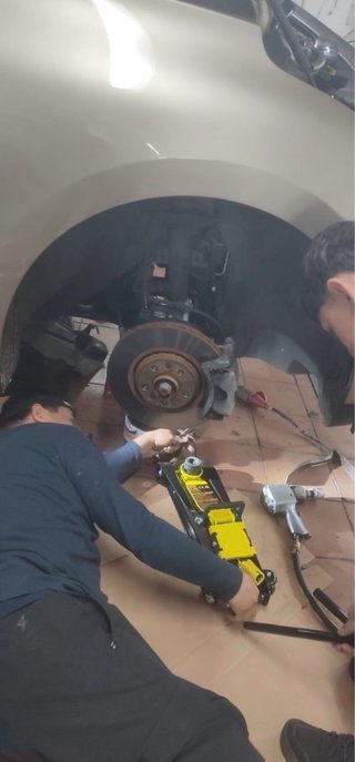 RECARGA de aire acondicionado de tu coche a domido