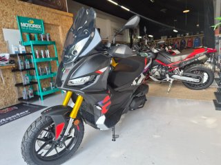 Aprilia SR GT 400 replica rally