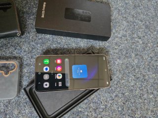 Samsung S23 FE Gris + Accesorios