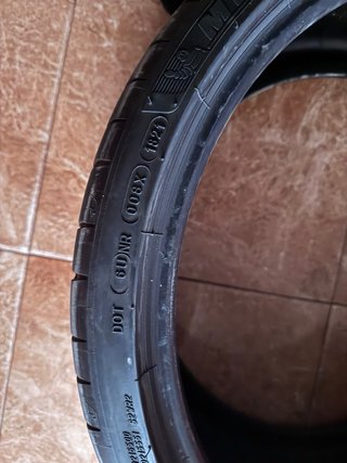 Neumático Michelin Pilot Sport 4S 265/30ZR20 94Y