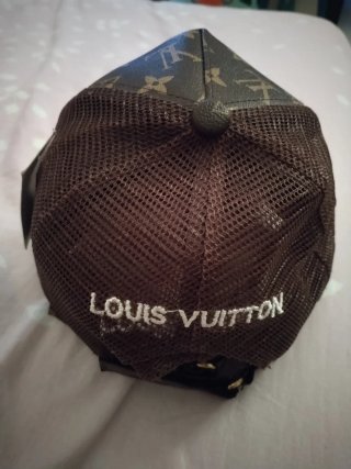 Berretto Louis Vuitton Made in Spain