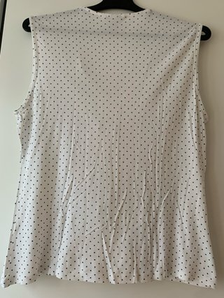 Blusa blanca lunares negros Talla L