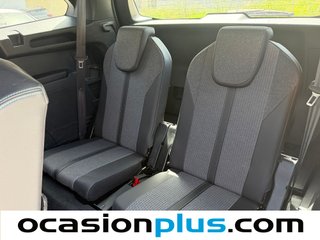 Peugeot 5008 Hybrid 1.2 Allure Pack eDCS6 100 kW (136 CV)