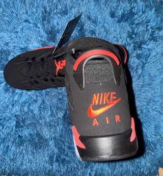 Air Jordan Retro 6 Negro Rojo