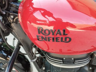 Royal Enfield Meteor 350 - Moto Cruiser