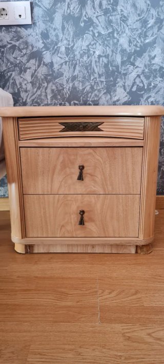 Mesitas de noche madera