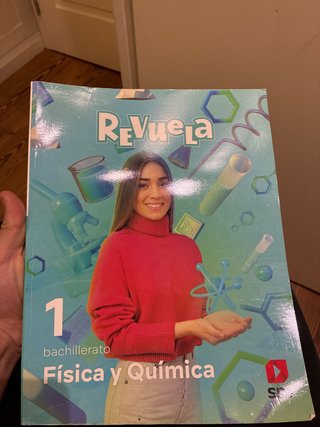 Física y Química 1o Bachillerato : Revuela
