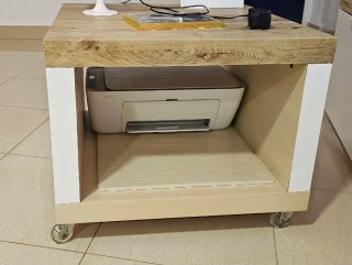 Mesa auxiliar Ikea con ruedas