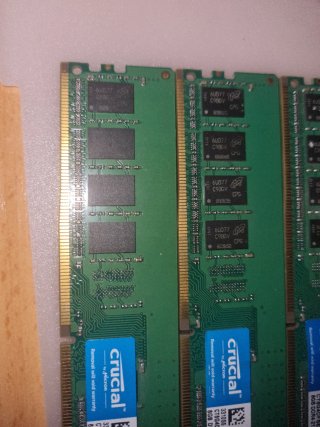 32 gb kit 4x Crucial 8GB DDR4 2133 MHz UDIMM RAM