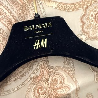Chaqueta Cuero Balmain x H&M Negra