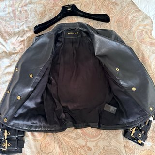 Chaqueta Cuero Balmain x H&M Negra