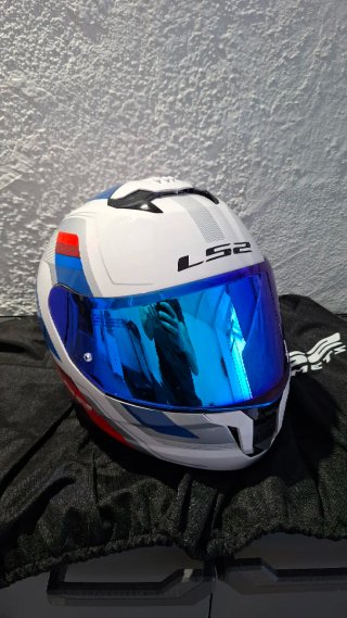 Casco integral LS2 talla L visera clara