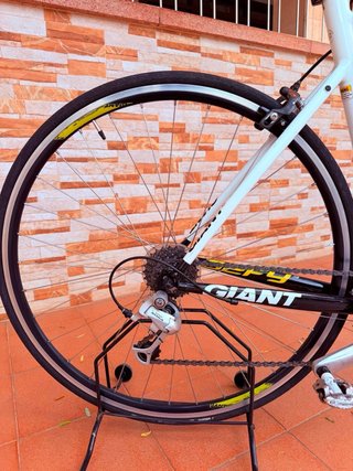 Bicicleta de Carretera Giant  Del año 2017