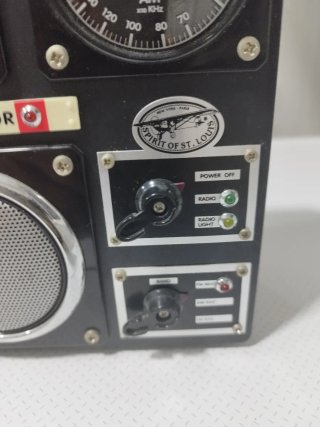 Radio Portátil Spirit of St Louis 3 Bandas Vintage