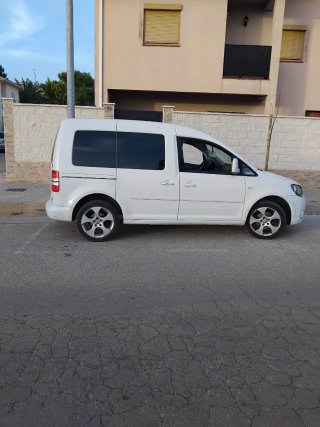 Volkswagen Caddy 2013