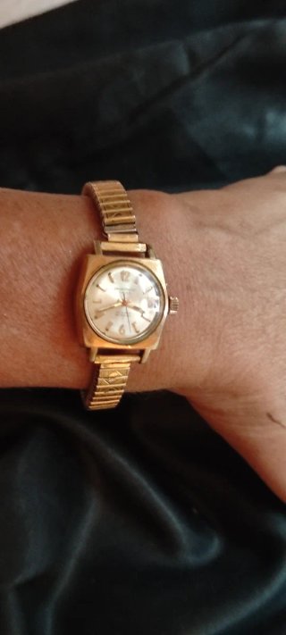 Reloj Candymatic Swiss 25 Rubíes chapado oro