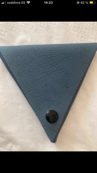 Monedero de piel azul