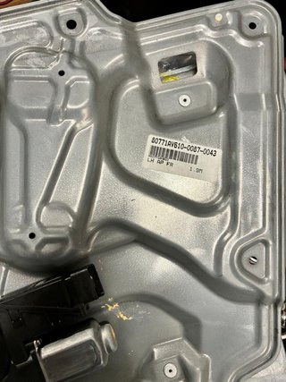 Elevalunas Delantero Izquierdo Nissan Primera P12