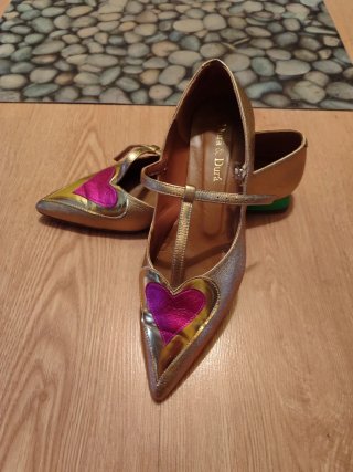 Francesitas Dura & Dura doradas corazón fucsia