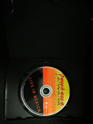 DVD Santana Sacred Fire Live in Mexico
