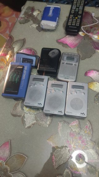 Lote 7 radios Sony FM/AM Walkman