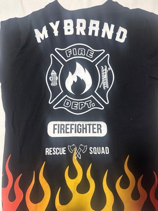 Camiseta MYBRAND con llamas
